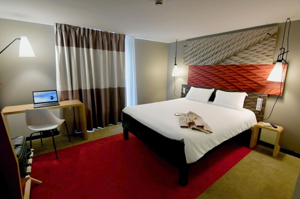 Hotel Ibis Brest Kergaradec Esterno foto