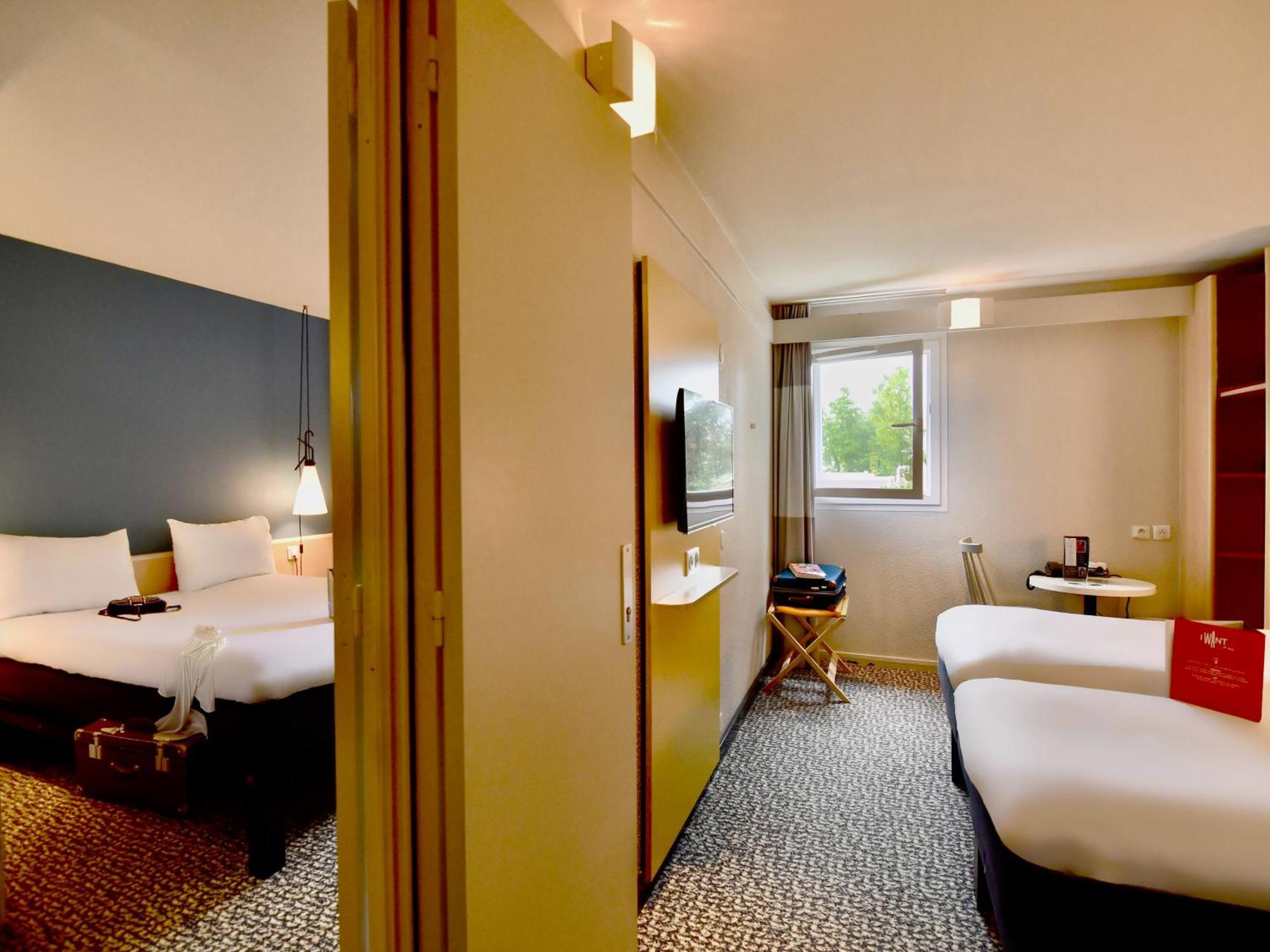Hotel Ibis Brest Kergaradec Esterno foto